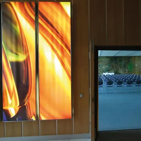 Otel Living Kanzler 4*